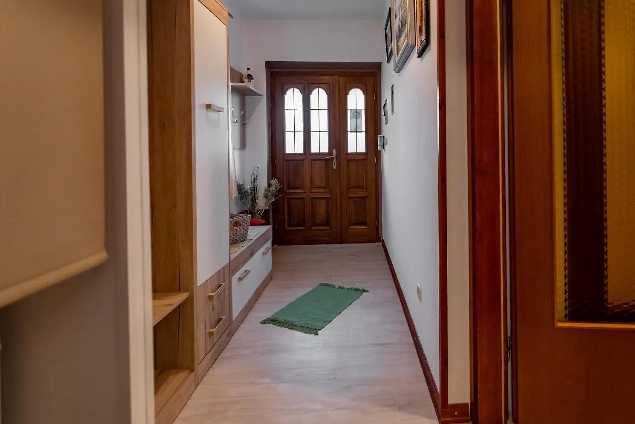 Apartment Edi 1 Pula