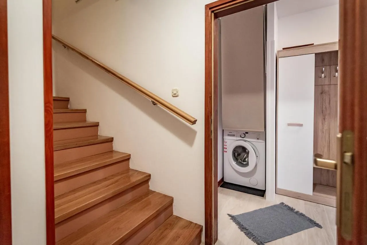 Apartment Edi 1 Pula 0*,